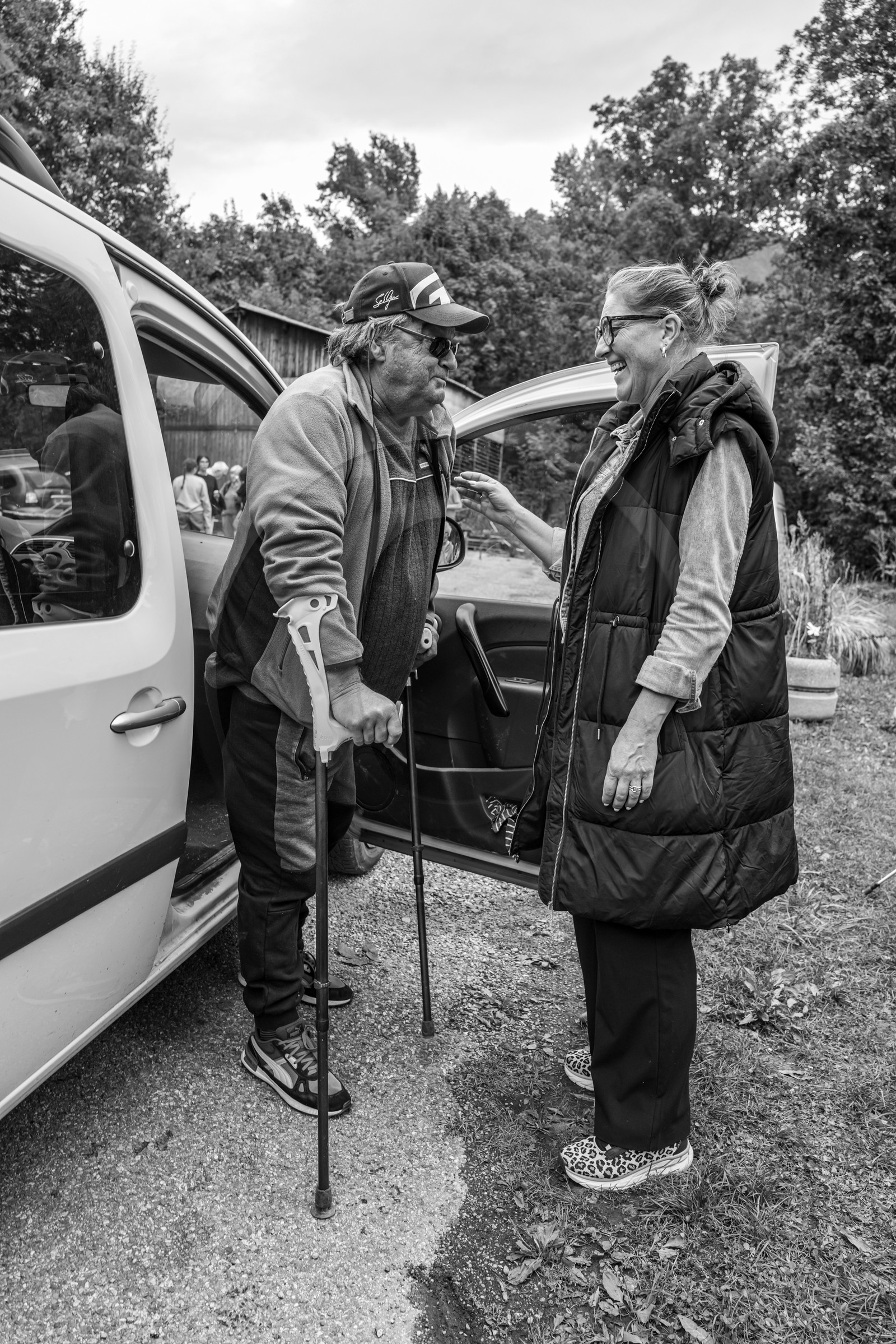25 septembre 2024 : Promenade en joelette avec Bruno, accompagnateur en montagne et des élèves du lycée Sévigné de Gap