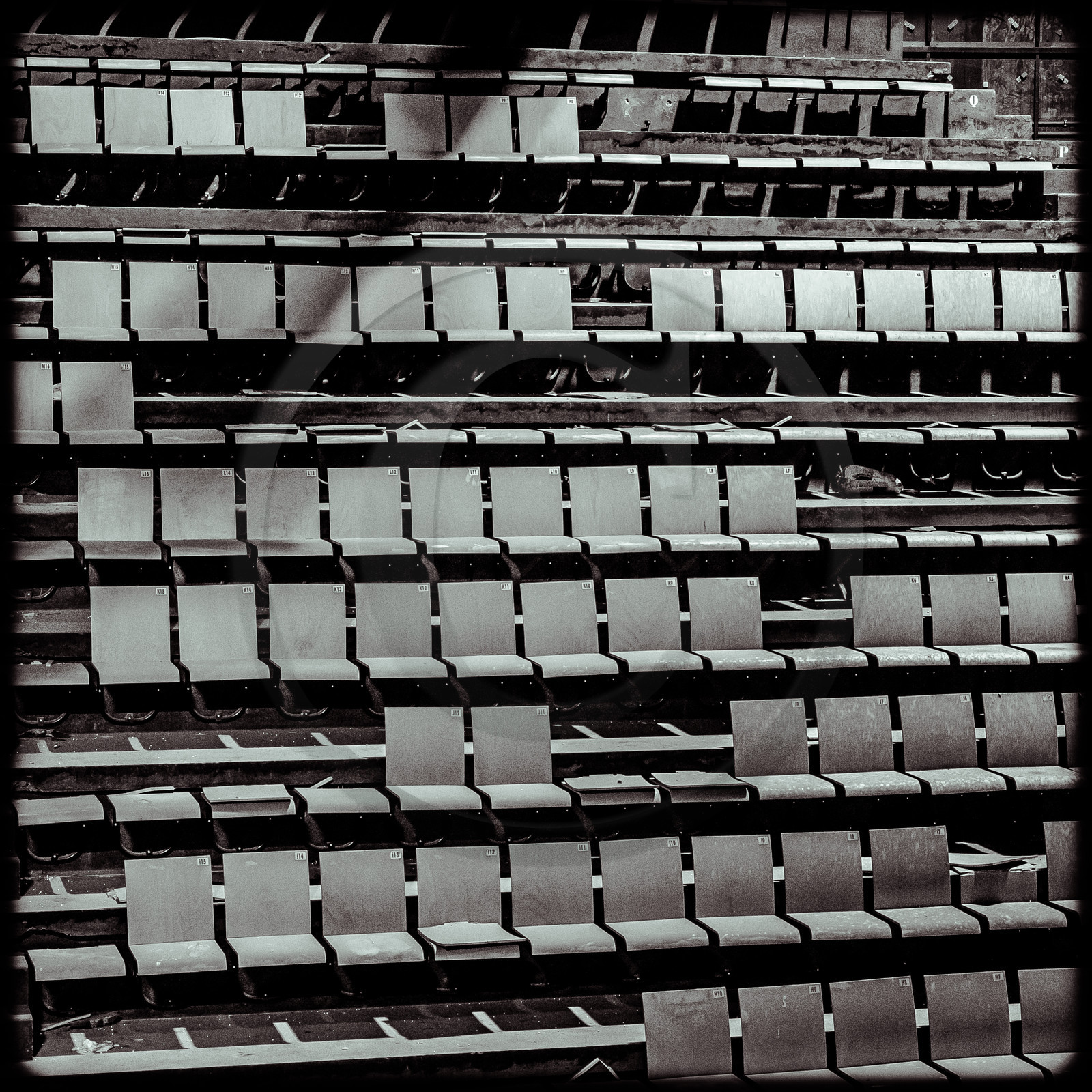 Le Stadium - Vitrolles (13)