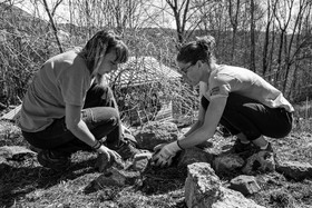 20 mars 2024 : Création d'une spirale aromatique par des bénévoles d'Unicités en Service Civique