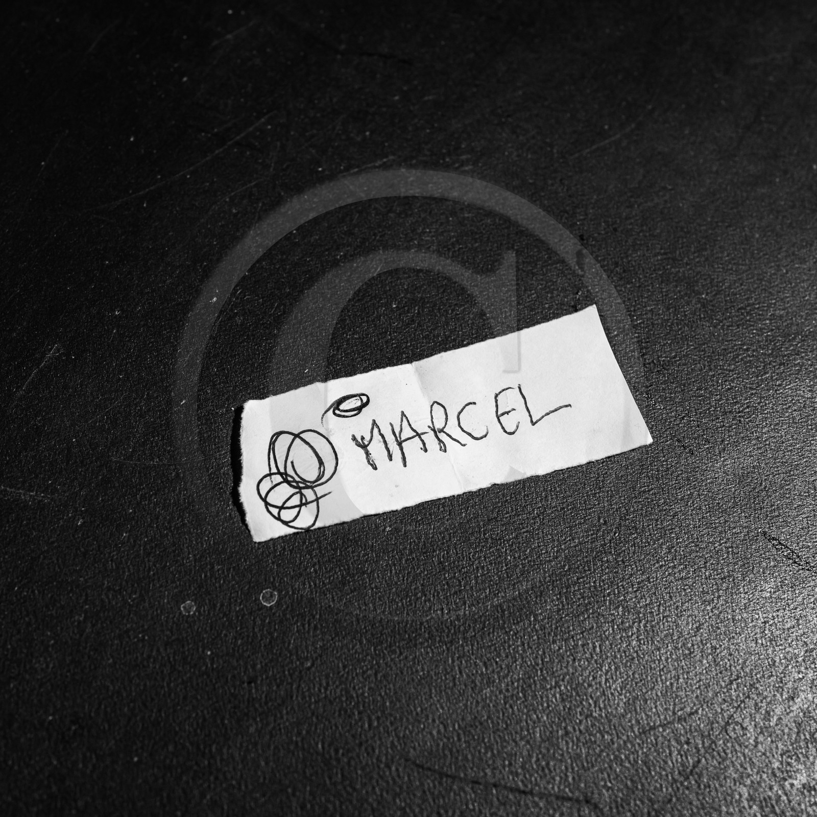 21 aout 2024 : Réalisation de Marcel Joli Coeur, l'homme de l'Ouort avec Barbara Fougnon, artiste plasticienne, et un anniversaire en chansons. 21 aout 2024 : Réalisation de Marcel Joli Coeur, l'homme de l'Ouort avec Barbara Fougnon, artiste plasticienne, et un anniversaire en chansons.