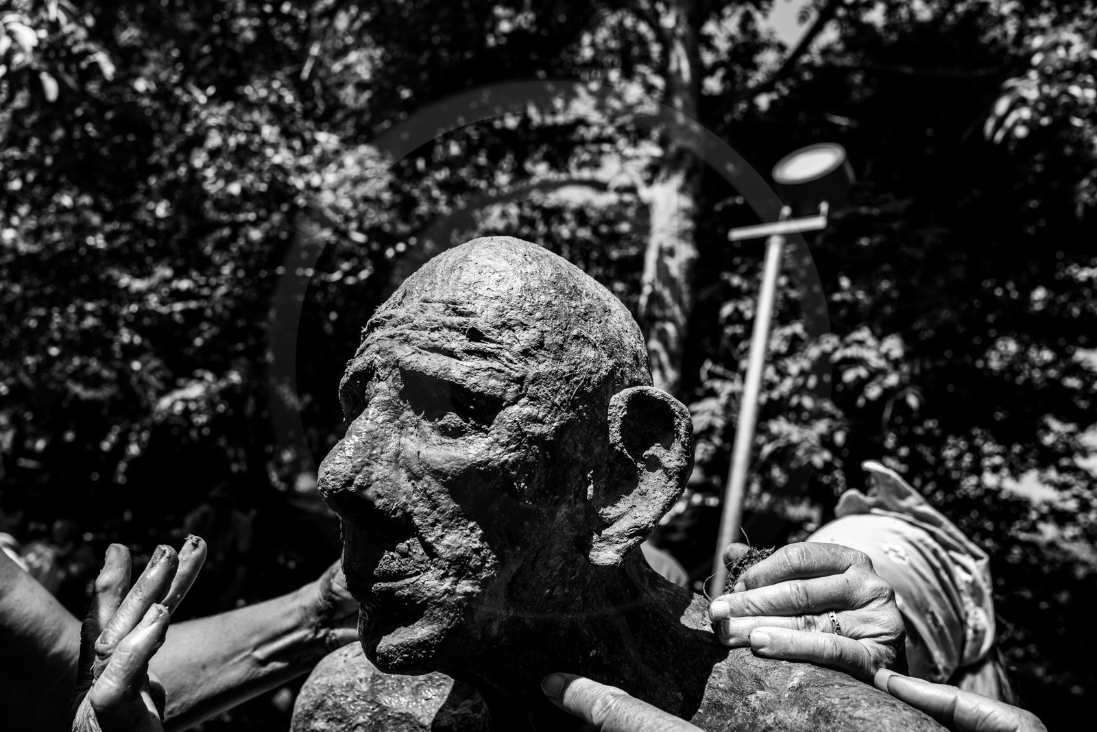 21 aout 2024 : Réalisation de Marcel Joli Coeur, l'homme de l'Ouort avec Barbara Fougnon, artiste plasticienne, et un anniversaire en chansons.