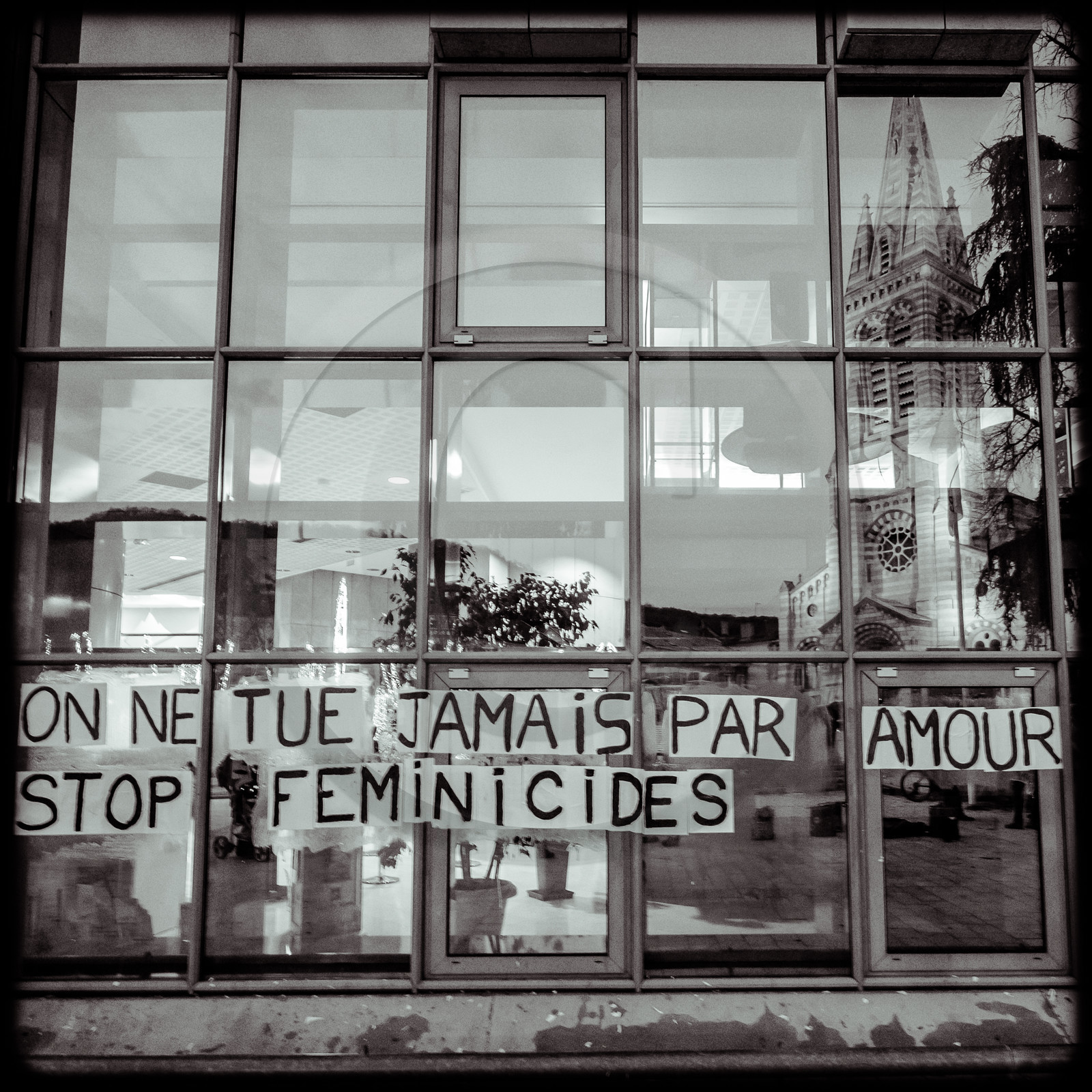 Stop Féminicides à Gap (Hautes-Alpes)