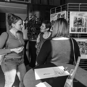Un autre regard sur la vieillesse : une journée organisée par le Département des Hautes-Alpes à la Cinémathèque d'images de montagne à Gap. Conférences, témoignages, expositions, échanges.