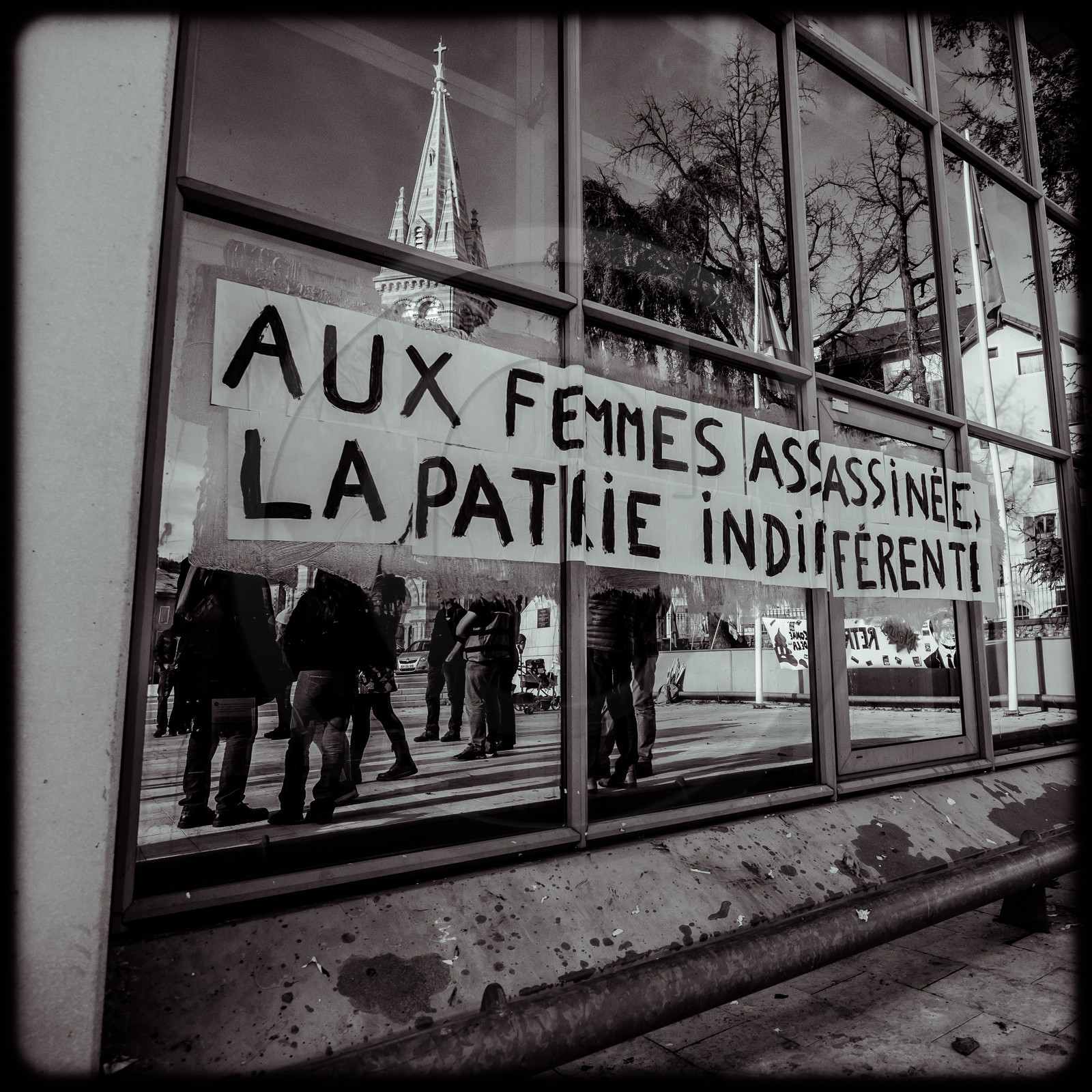 Stop Féminicides à Gap (Hautes-Alpes)