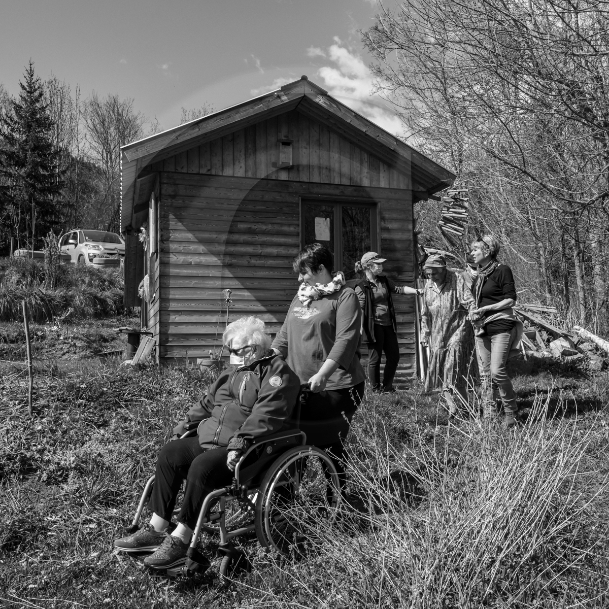 13 avril 2022 : épouvantails et petites graines