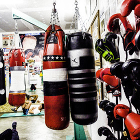 Lorsque l'homme frappe l'homme