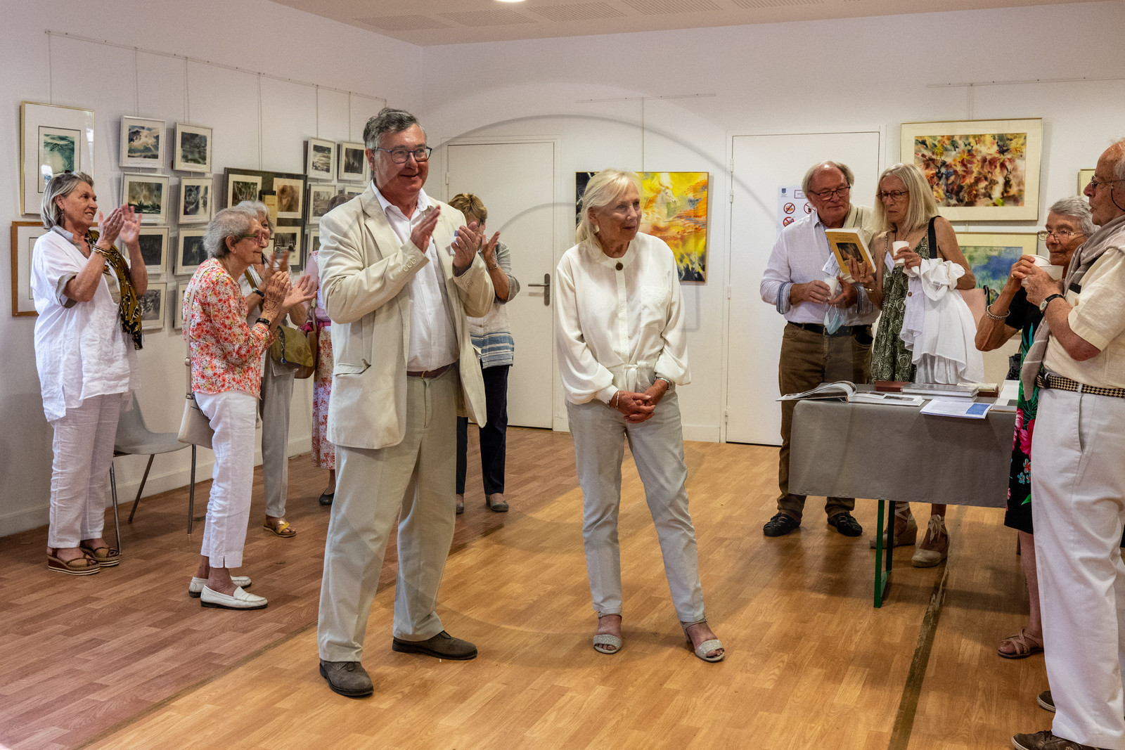 Vernissage de l'exposition Henri Bosco, le poète et les images de Liliane Marco à Lourmarin