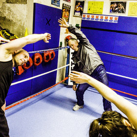 Lorsque l'homme frappe l'homme