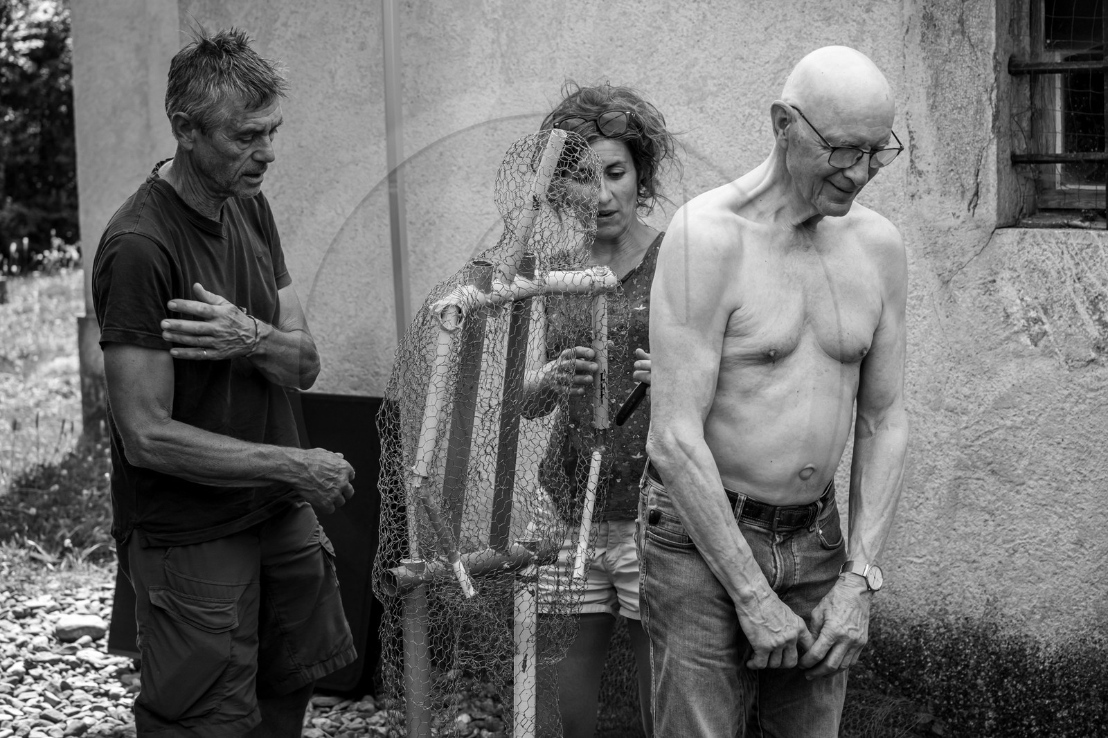 Conception et fabrication de Marcel Joli Coeur l'homme de l'Ouort, avec Barbara Fougnon, artiste plasticienne, dans le cadre de son projet de forêt d'hommes Conception et fabrication de Marcel Joli Coeur l'homme de l'Ouort, avec Barbara Fougnon, artiste plasticienne, dans le cadre de son projet de forêt d'hommes