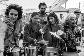 Des soupes, des desserts et un marché des créateurs