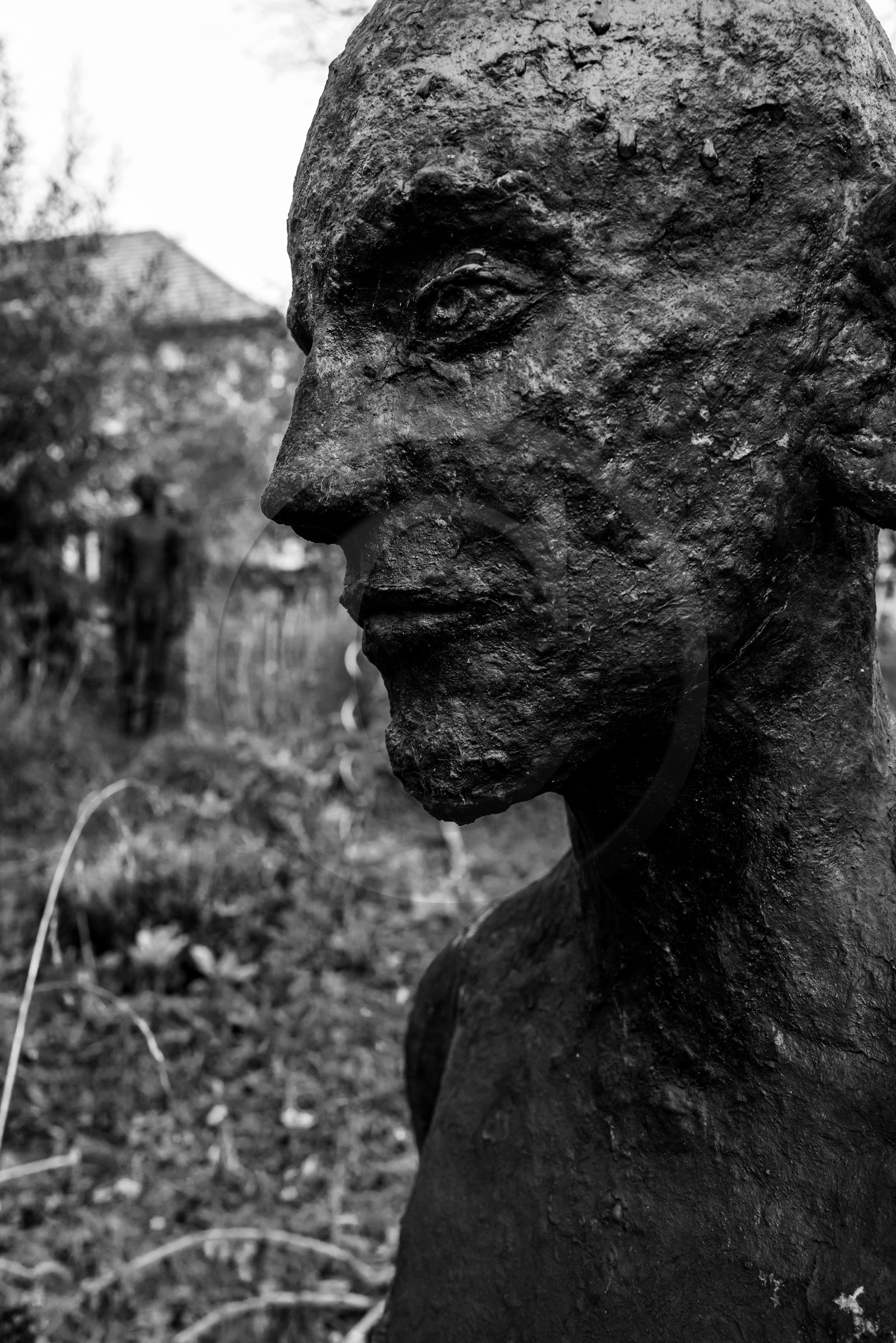 Exposition La forêt d'hommes, une création de Barbara Fougnon, artiste plasticienne