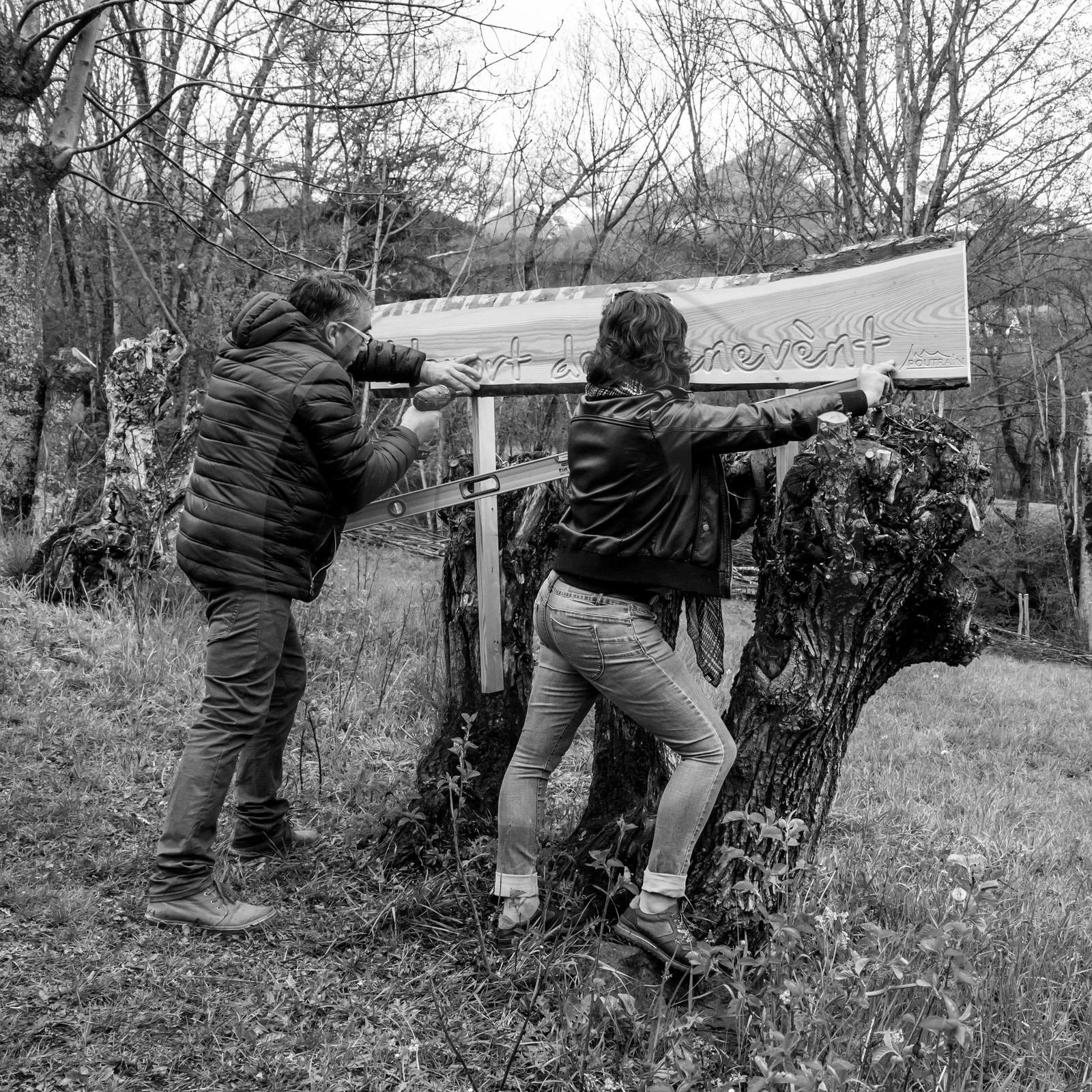 Pose de la pancarte du terrain - 26 04 2017