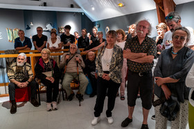 Exposition L comme laine, lien, lieu conçue par l'Ouort de Benevènt, sous la houlette de Claudine Meyer, artiste plasticienne, accompagnée de photographies de Denis Lebioda. Une proposition de la Communauté de Communes du Champsaur - Valgaudemar et de son service culturel.