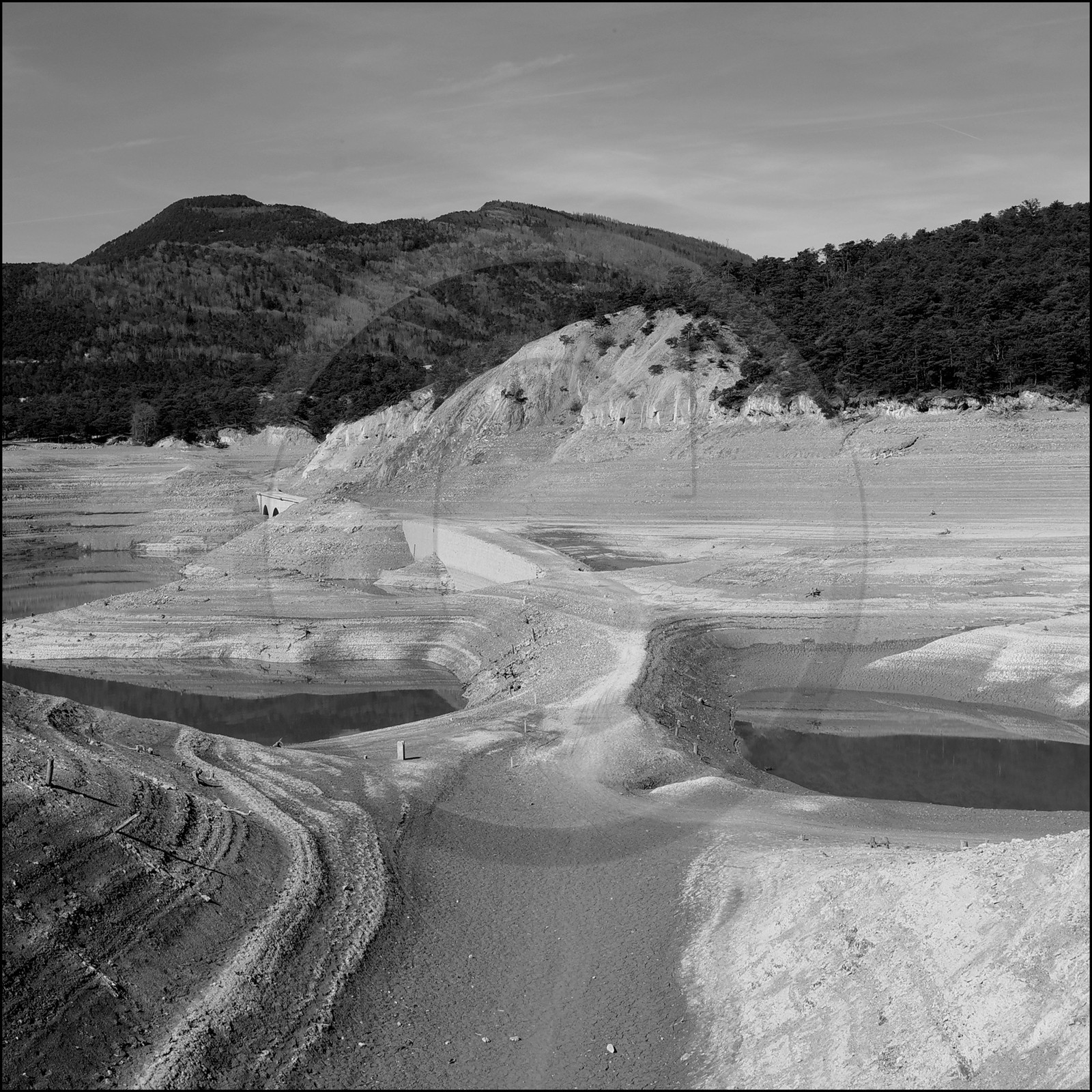 Serre-Ponçon, basses eaux Serre-Ponçon, basses eaux