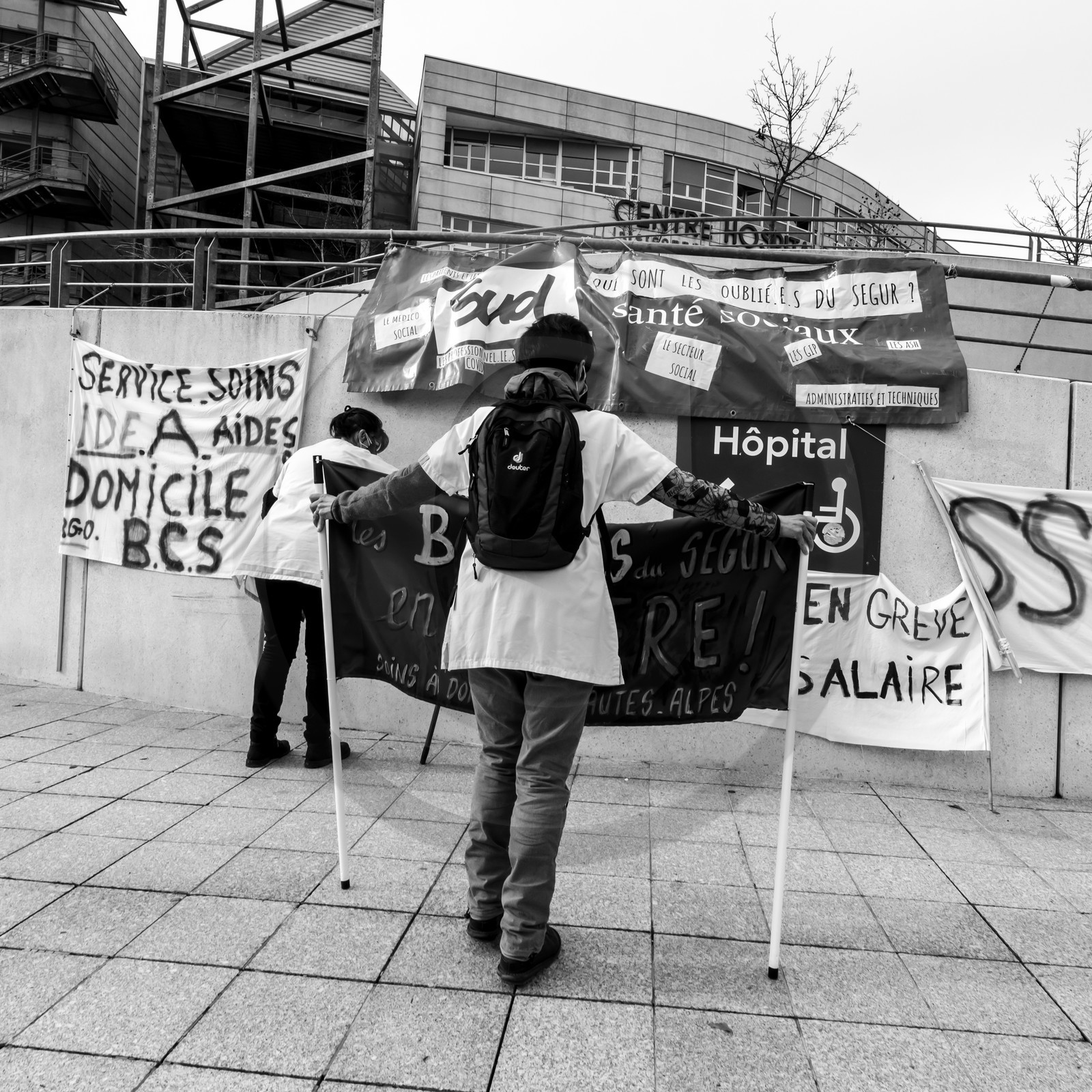 04 février 2021 à Gap (Hautes-Alpes) : Manifestation des soignants oubliés du Ségur de la santé. 04 février 2021 à Gap (Hautes-Alpes) : Manifestation des soignants oubliés du Ségur de la santé.