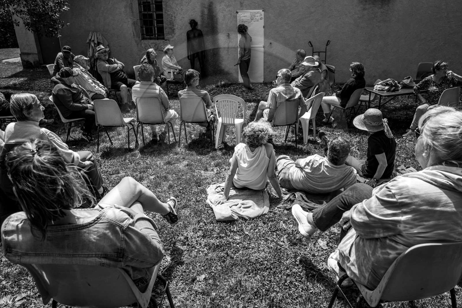 03 juillet 2024 : Création participative de L'homme de l'Ouort avec Barbara Fougnon, artiste plasticienne