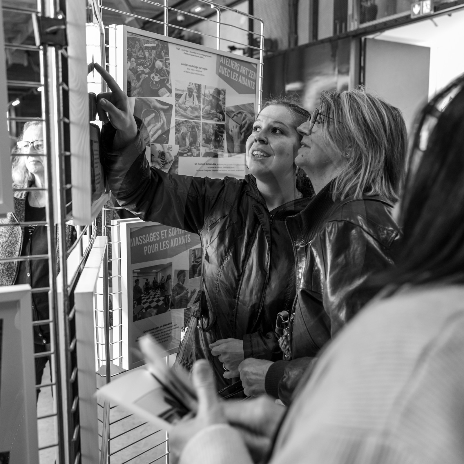 Un autre regard sur la vieillesse : une journée organisée par le Département des Hautes-Alpes à la Cinémathèque d'images de montagne à Gap. Conférences, témoignages, expositions, échanges.