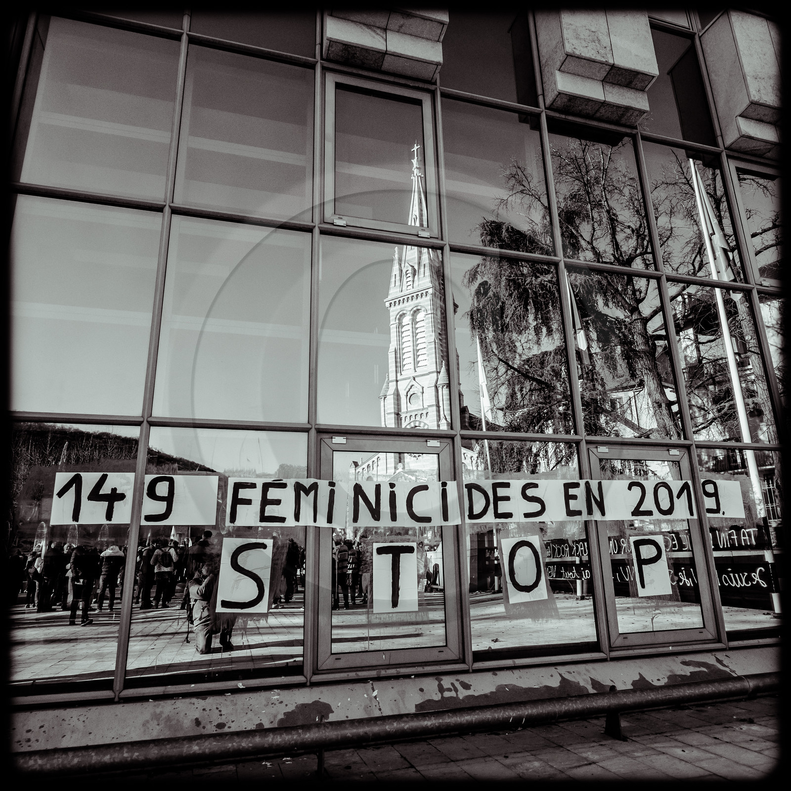 Stop Féminicides à Gap (Hautes-Alpes)