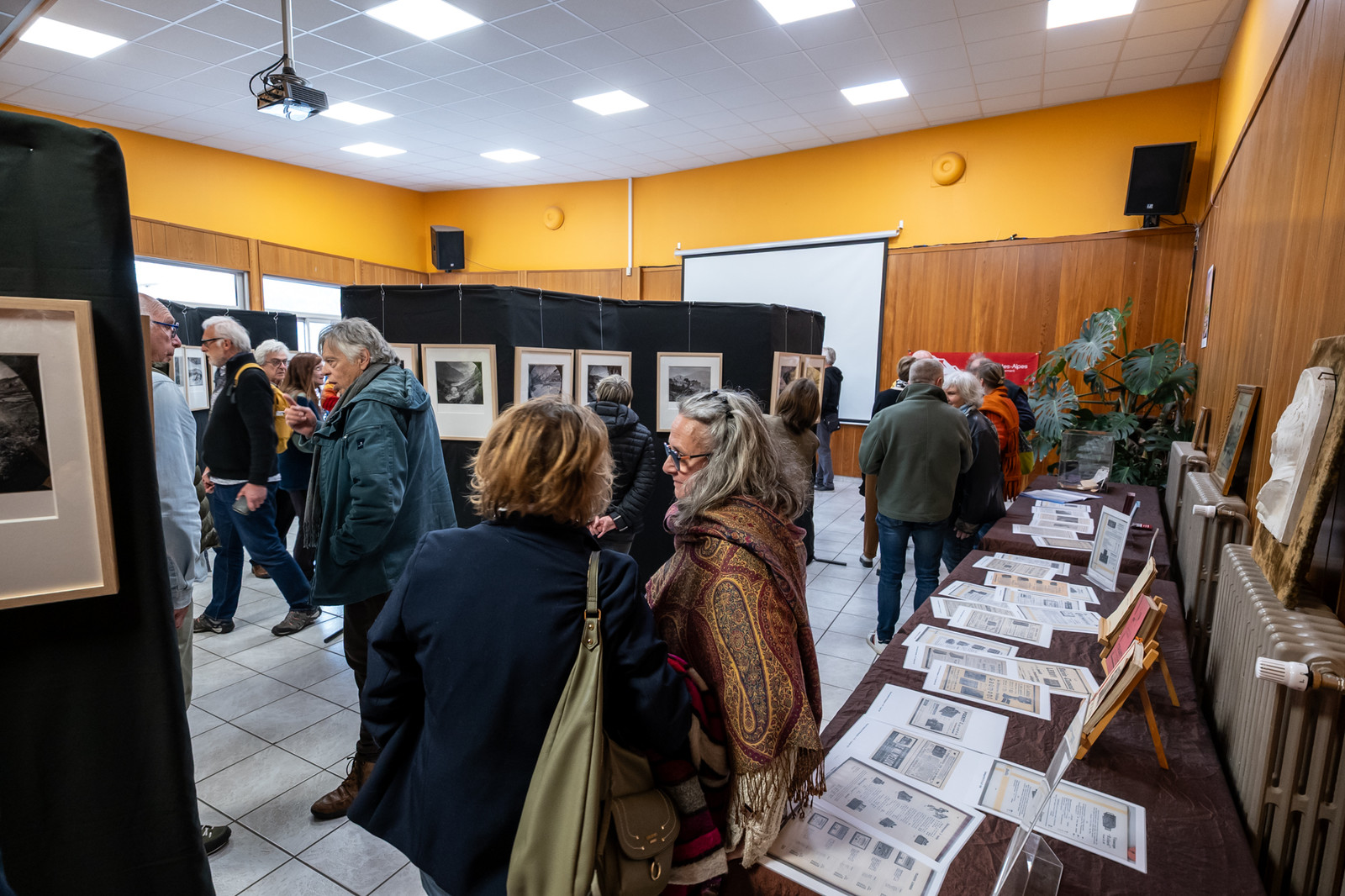 Exposition d'une sélection de photographies des Hautes-Alpes réalisées par Henry Coufourier entre 1913 et 1936 proposée par l'association Regards Alpins.