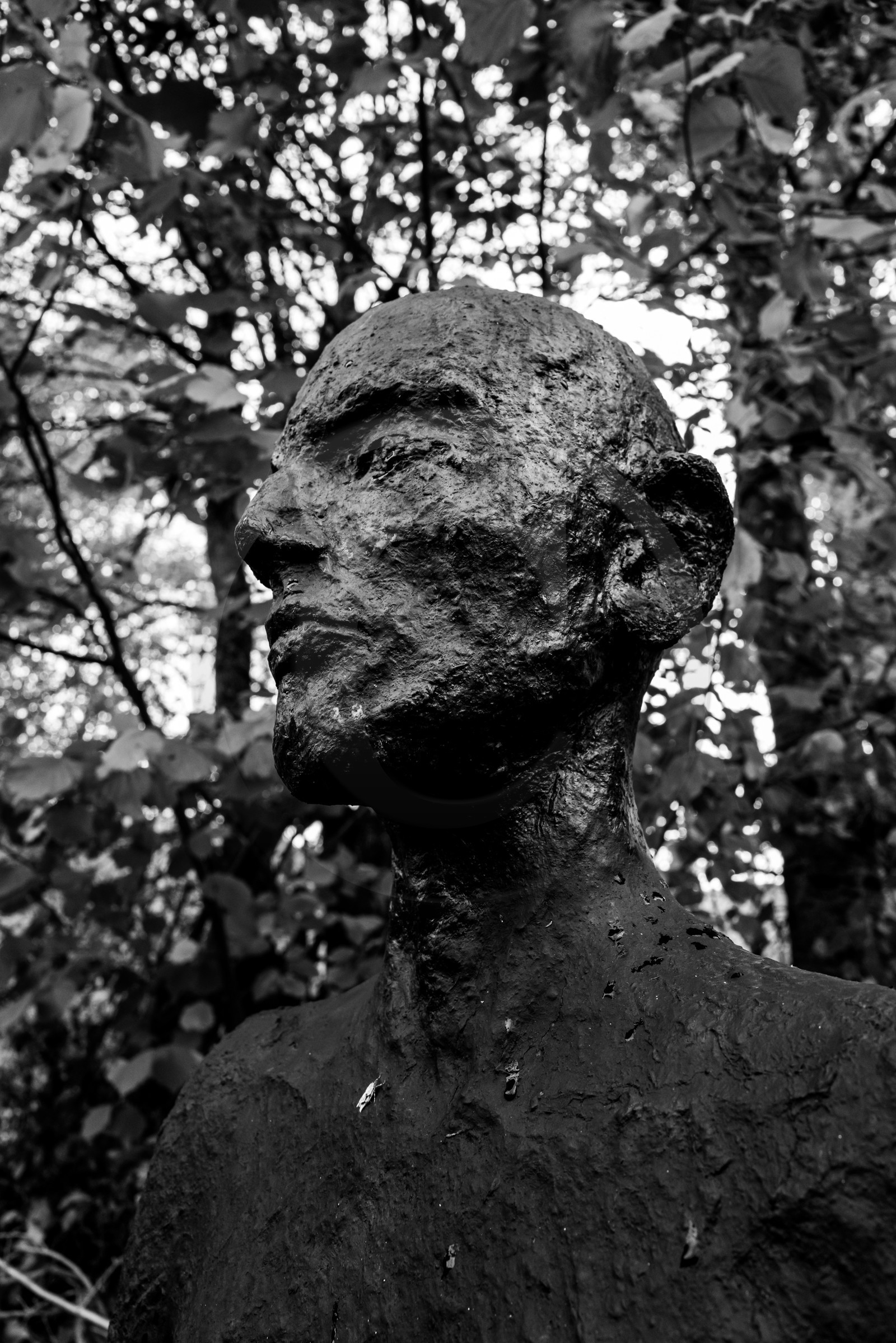 Exposition La forêt d'hommes, une création de Barbara Fougnon, artiste plasticienne