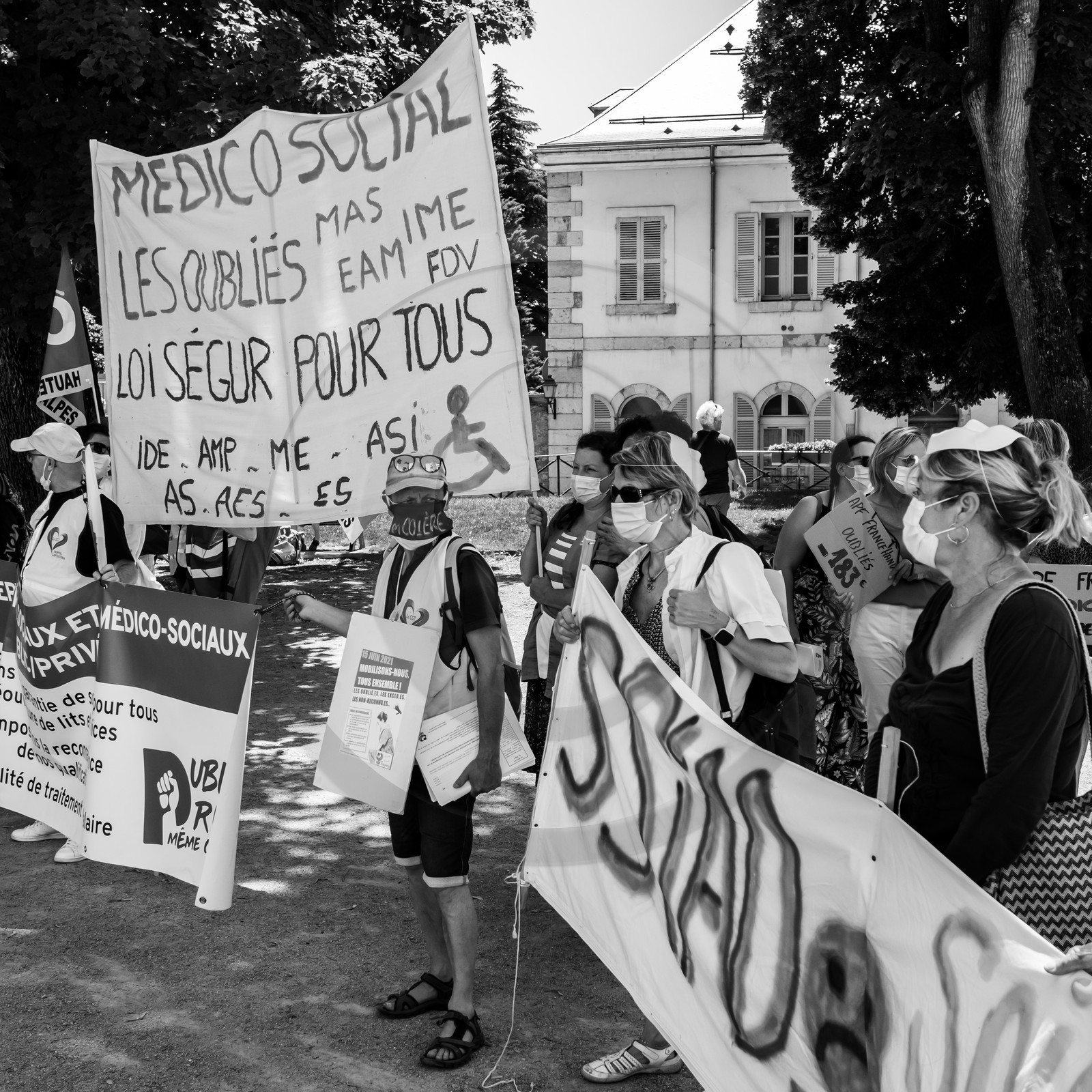 15 juin 2021 à Gap (Hautes-Alpes) : Manifestation des soignants oubliés du Ségur de la santé.
