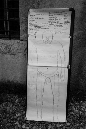 Conception et fabrication de Marcel Joli Coeur l'homme de l'Ouort, avec Barbara Fougnon, artiste plasticienne, dans le cadre de son projet de forêt d'hommes