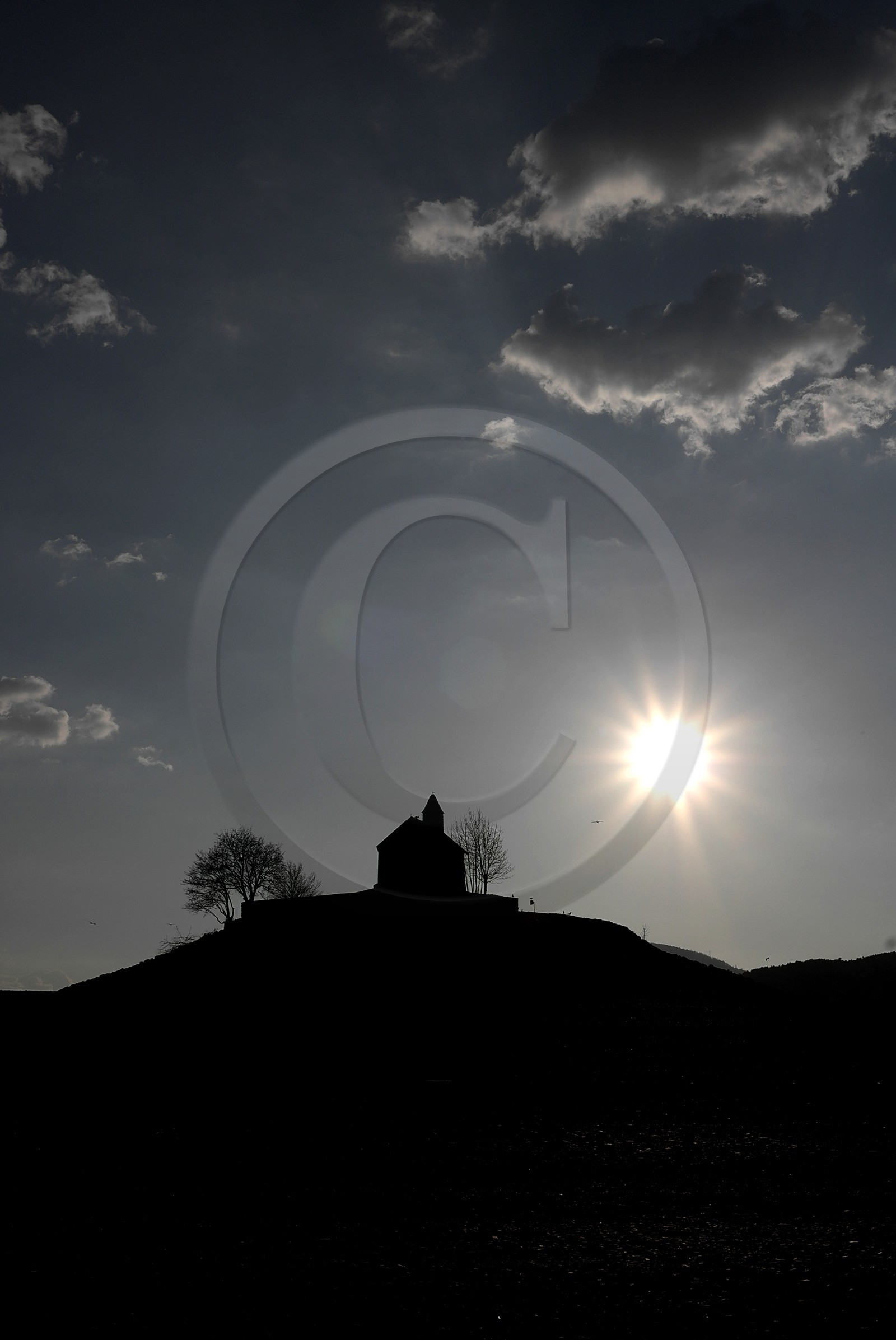 Chapelle Saint-Michel - Lac de Serre-Ponçon (Hautes-Alpes   France)