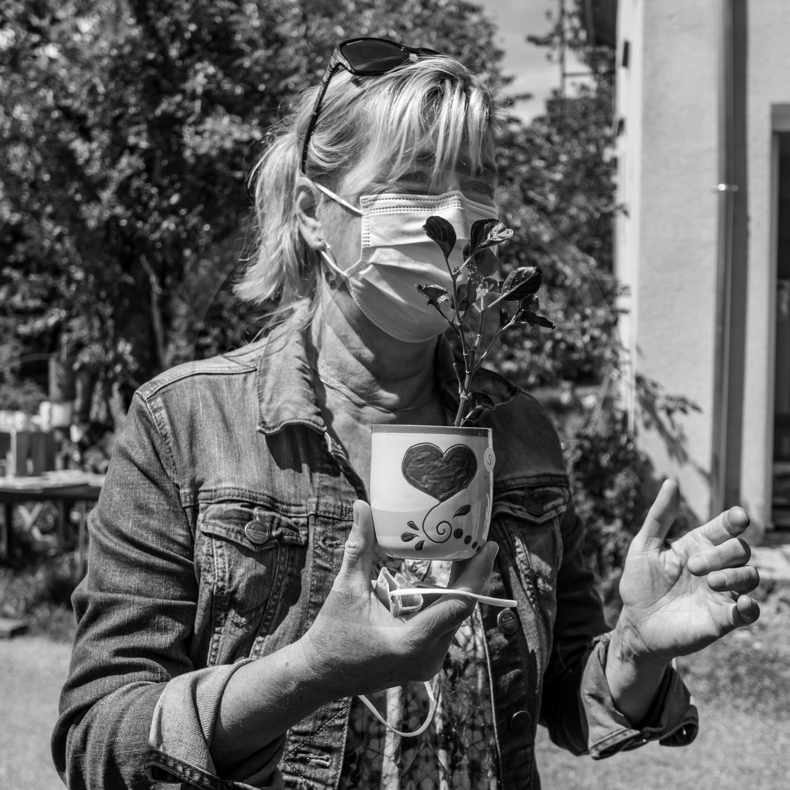 06 juin 2021 : Vide-Jardin et peinture végétale