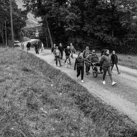 25 septembre 2024 : Promenade en joelette avec Bruno, accompagnateur en montagne et des élèves du lycée Sévigné de Gap