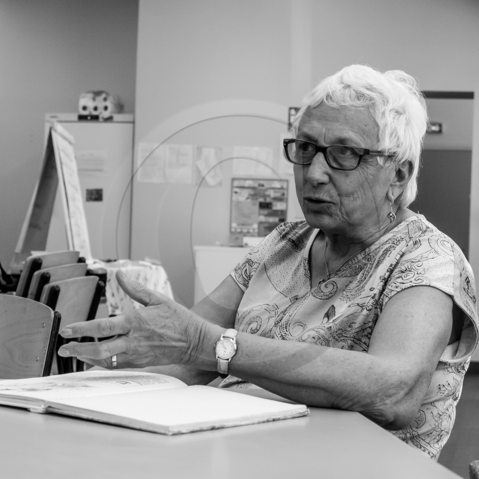 Contes avec les bénévoles de la bibliothèque de Saint-Bonnet Contes avec les bénévoles de la bibliothèque de Saint-Bonnet
