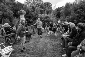 25 septembre 2024 : Promenade en joelette avec Bruno, accompagnateur en montagne et des élèves du lycée Sévigné de Gap
