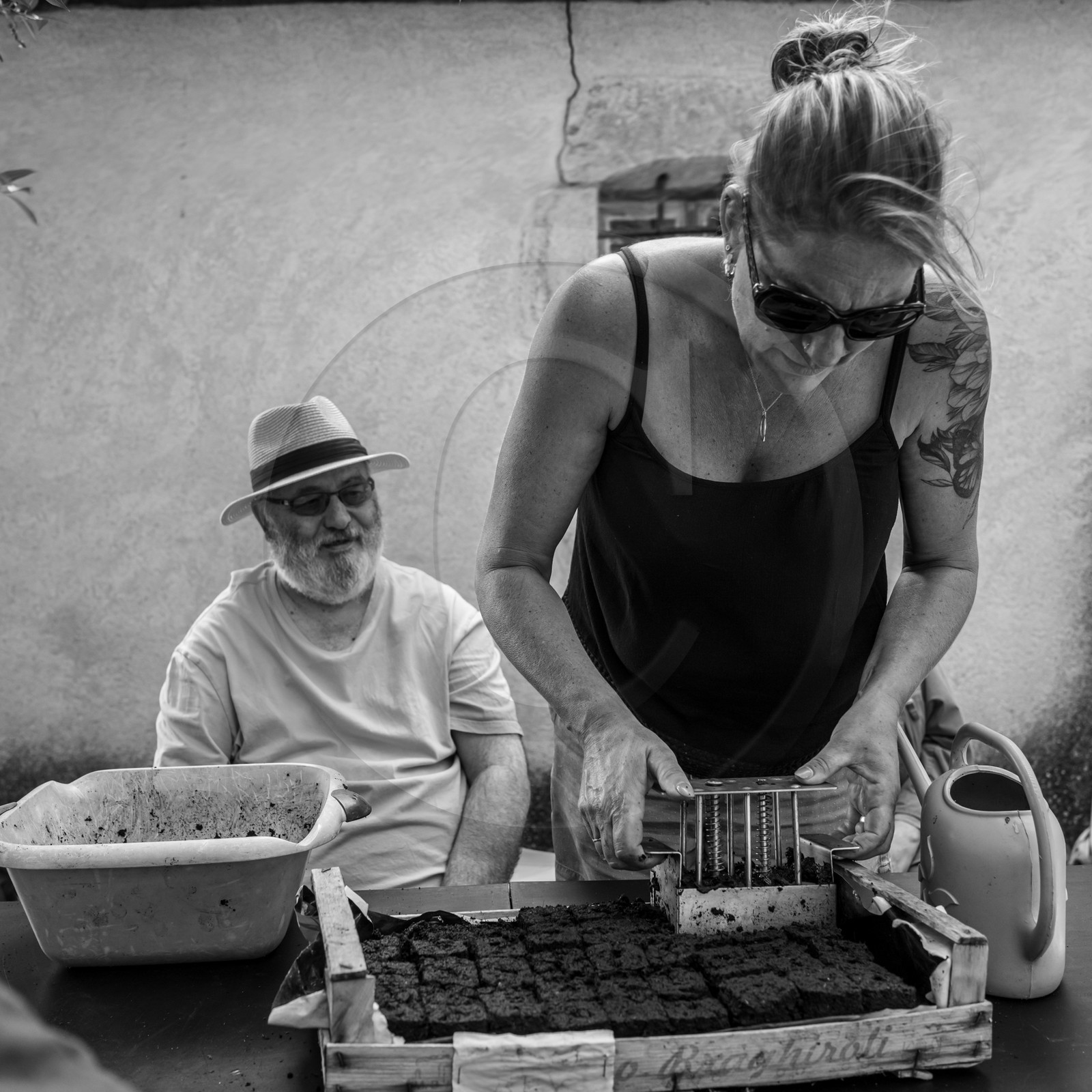 21 aout 2024 : Réalisation de Marcel Joli Coeur, l'homme de l'Ouort avec Barbara Fougnon, artiste plasticienne, et un anniversaire en chansons.