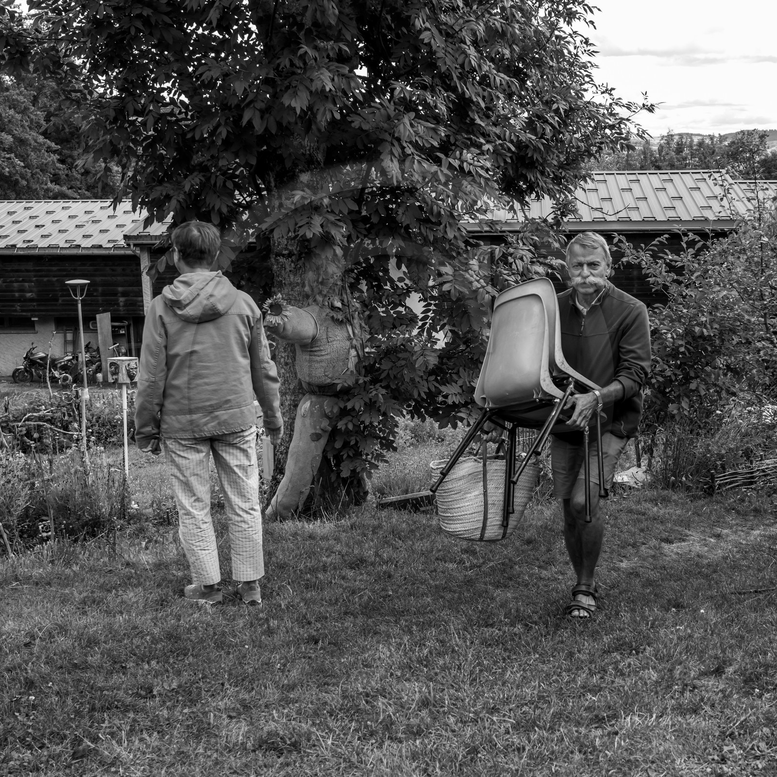 14 juillet 2021 : De la terre et des masques