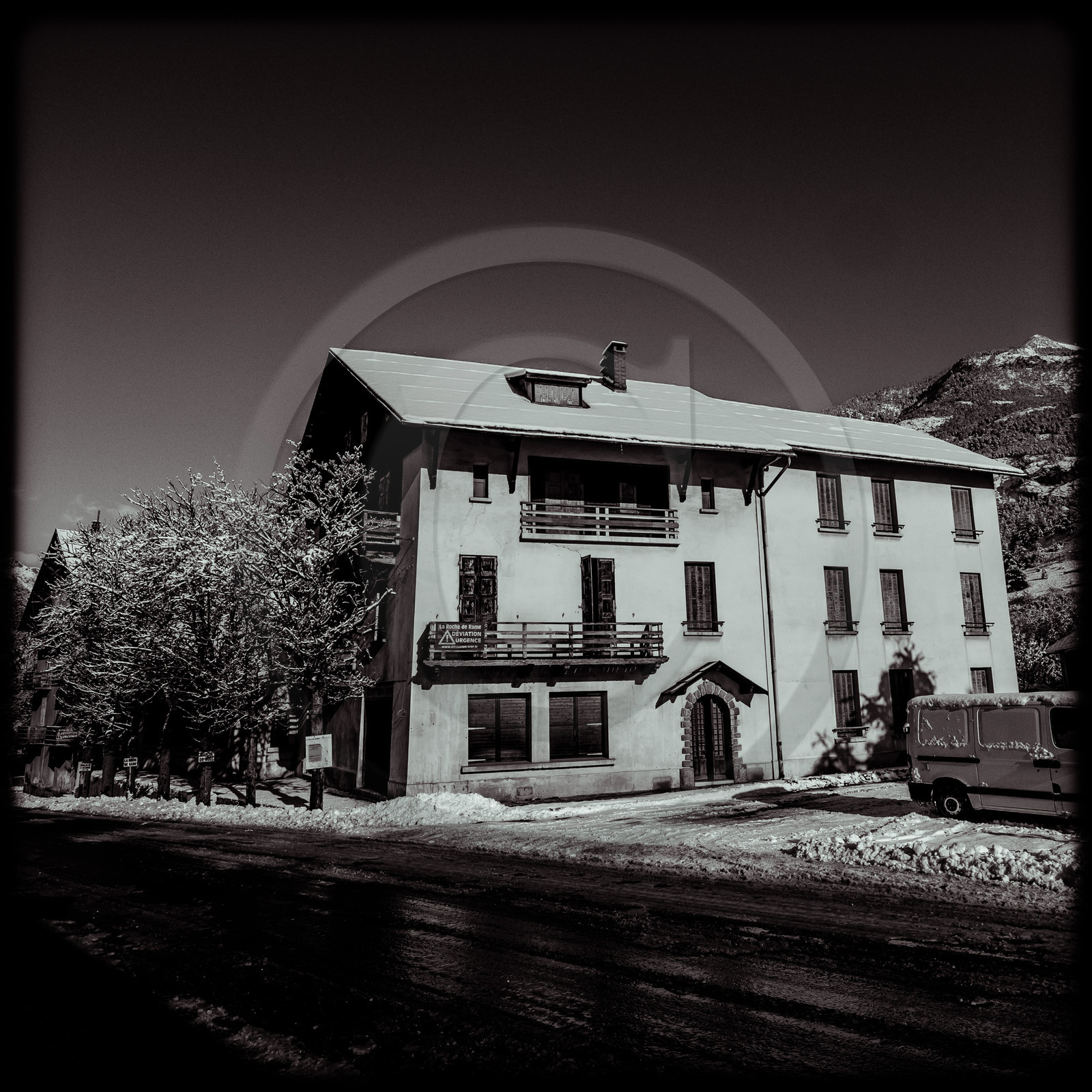 L'Hôtel Fourrat à La-Roche-de-Rame