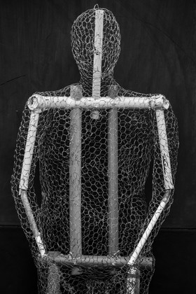 Conception et fabrication de Marcel Joli Coeur l'homme de l'Ouort, avec Barbara Fougnon, artiste plasticienne, dans le cadre de son projet de forêt d'hommes