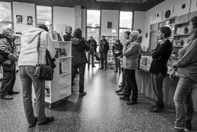 Vernissage de l'exposition L comme laine, lien, lieu à la médiathèque de St-Bonnet-en-Champsaur