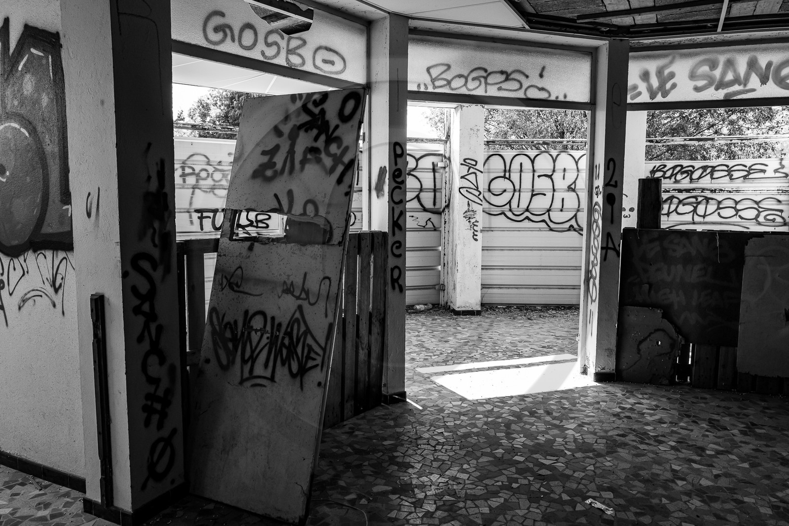 La Piscine de St Léger les Mélèzes