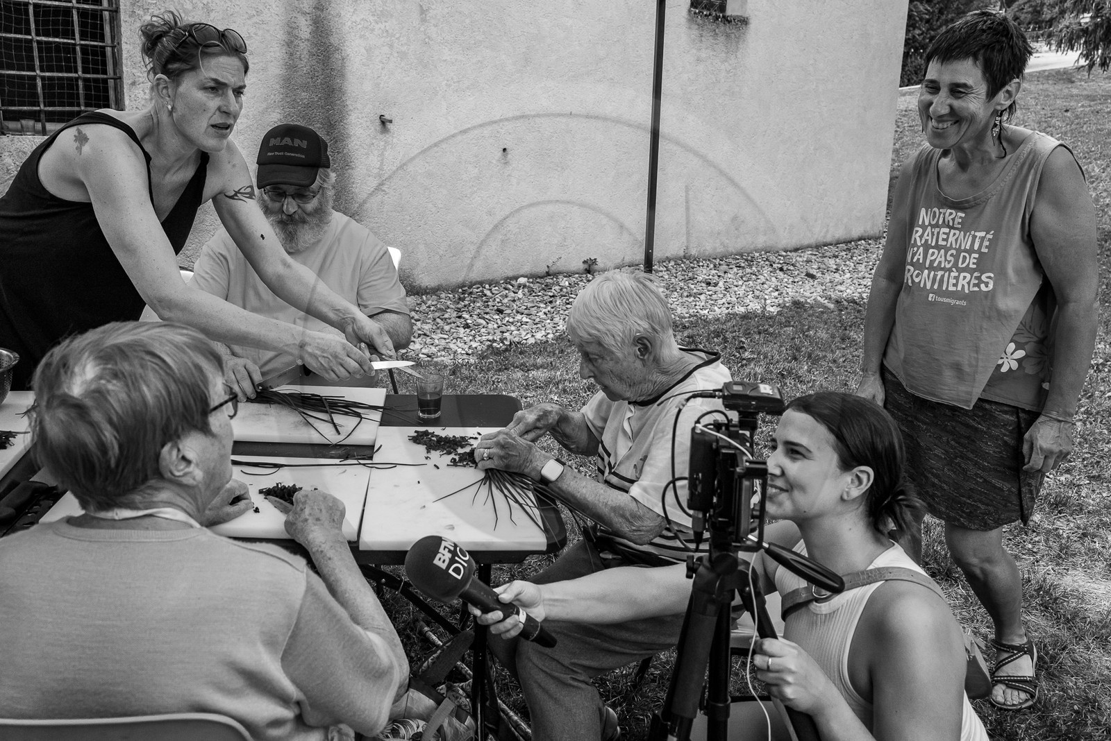 05 juillet 2023 : une cantine et des artistes